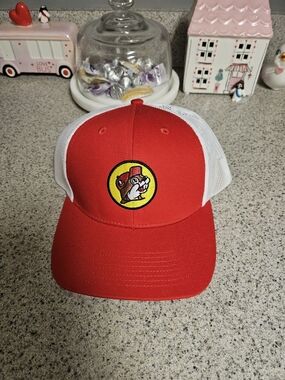 Buc-ee's Man's Red and White Mesh Trucker Hat